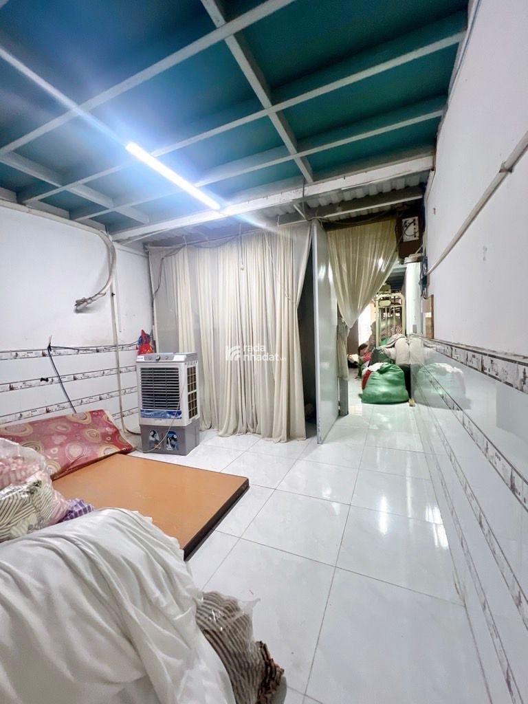 BÁN ĐẤT TẶNG NHÀ KẾ GÒ XOÀI 120M2 4.5 TỶ ĐẤT MẶT TIỀN KINH DOANH GIÁP TÂN PHÚ