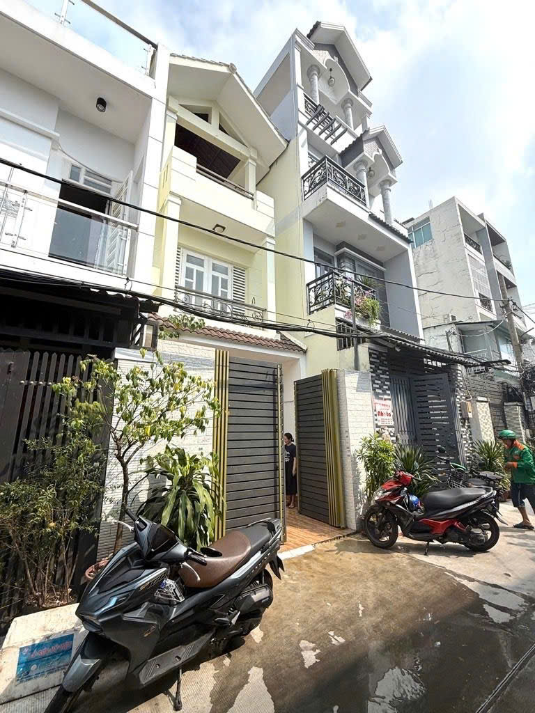 BÁN NHÀ HẺM OTO TÂN HOÀ ĐÔNG,BÌNH TÂN (4m x 14m x 3 TẦNG) 7,5 TỶ TL