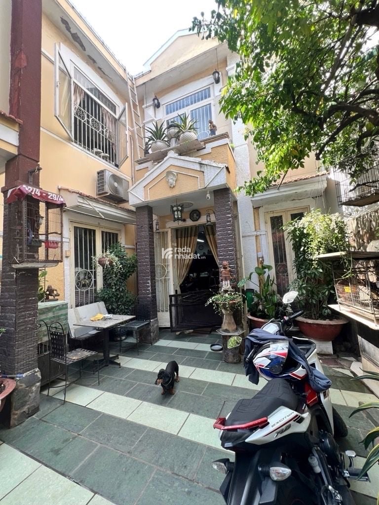 Bán biệt thự lớn giá rẻ Nguyễn Văn Quỳ Q7 - oto ngủ nhà 11.5x14 105m2 - chỉ 100tr/m2