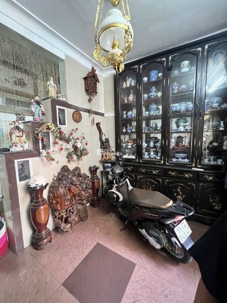 Bán biệt thự lớn giá rẻ Nguyễn Văn Quỳ Q7 - oto ngủ nhà 11.5x14 105m2 - chỉ 100tr/m2