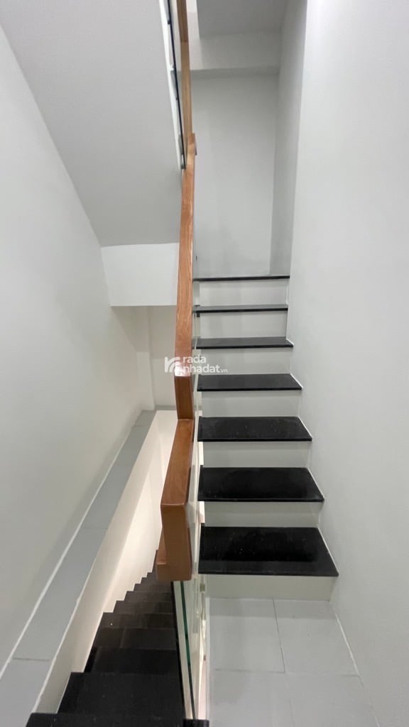 CĂN NHÀ HIỆN ĐẠI CHỈ DUY NHẤT Ở TÂN PHÚ CHỈ NHỈNH 2 TỶ 
