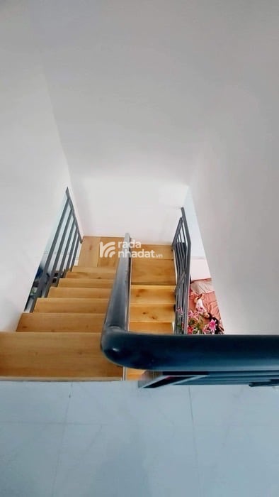 MŨI TÀU TRUÒNG CHINH CỘNG HÒA- P.15 -TÂN BÌNH- DT: 76M2- 2 TẦNG- 5 TỶ 4