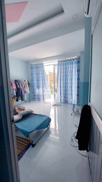 MŨI TÀU TRUÒNG CHINH CỘNG HÒA- P.15 -TÂN BÌNH- DT: 76M2- 2 TẦNG- 5 TỶ 4