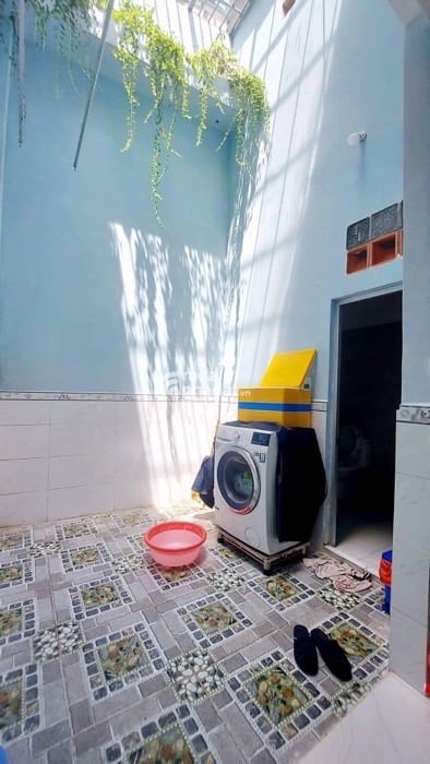 MŨI TÀU TRUÒNG CHINH CỘNG HÒA- P.15 -TÂN BÌNH- DT: 76M2- 2 TẦNG- 5 TỶ 4