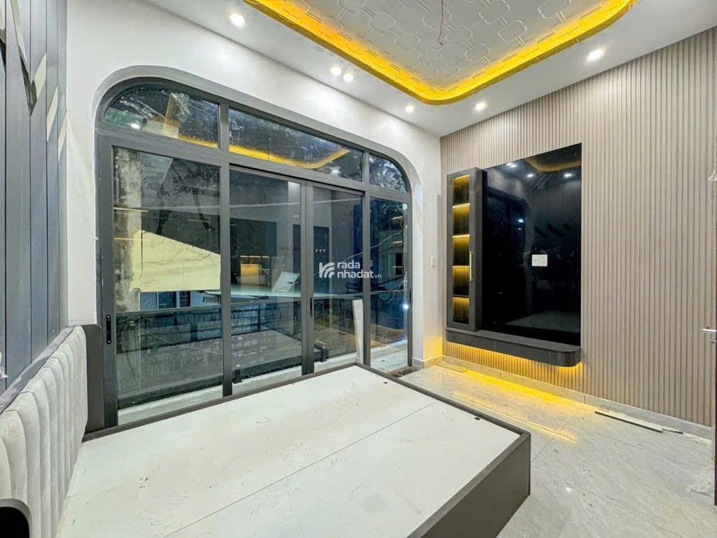 Lô nhì cạnh Phú Mỹ Hưng - ngang khủng 7M -47 MV - full nội thất - nhỉnh 4T TL