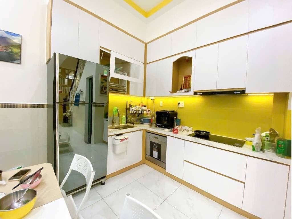 VỊ TRÍ CỰC ĐẸP - VÀI CĂN RA MẶT TIỀN ĐỘC LẬP TÂN PHÚ - 4 TẦNG - NHÀ MỚI Ở NGAY - HOÀN CÔNG 