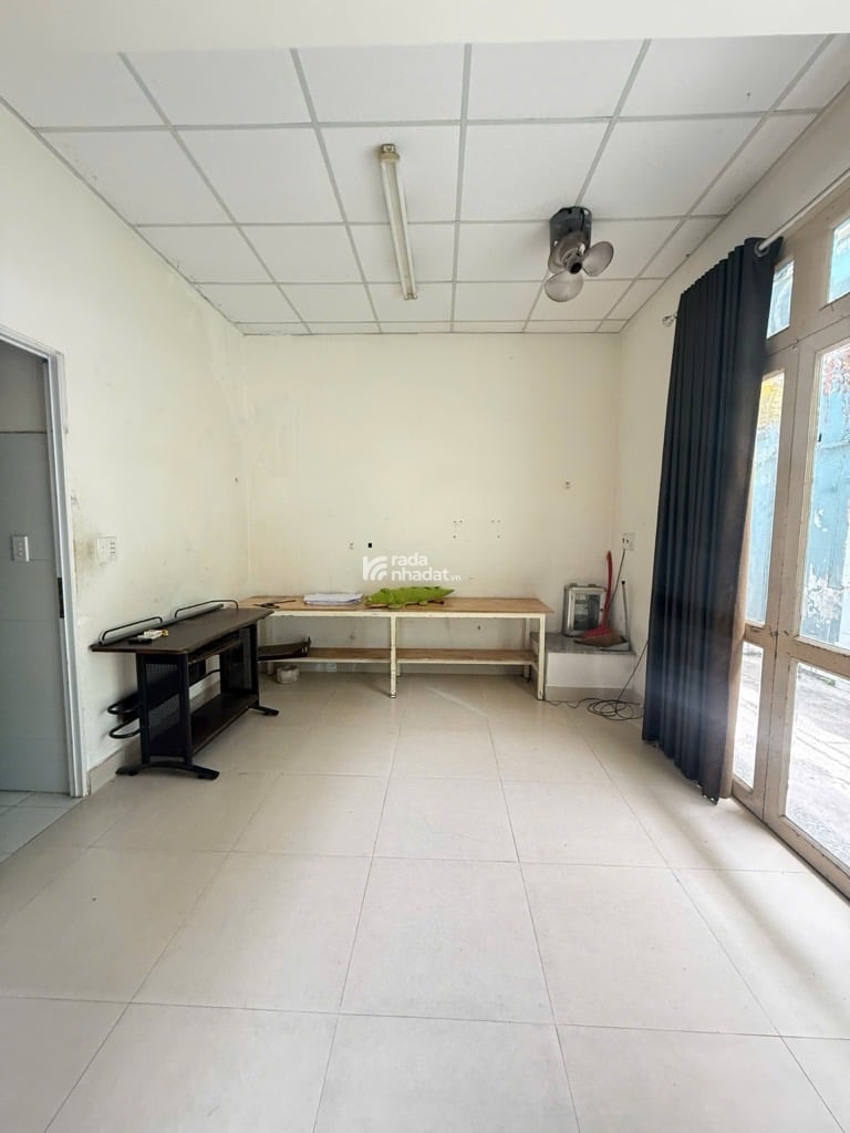 HẺM XE HƠI SÁT NHÀ NGUYỄN SỸ SÁCH, TÂN BÌNH, 37M2 CÓ KC Ở NGAY. GIẢM 350TR CHỈ CÒN 3.3T TL 