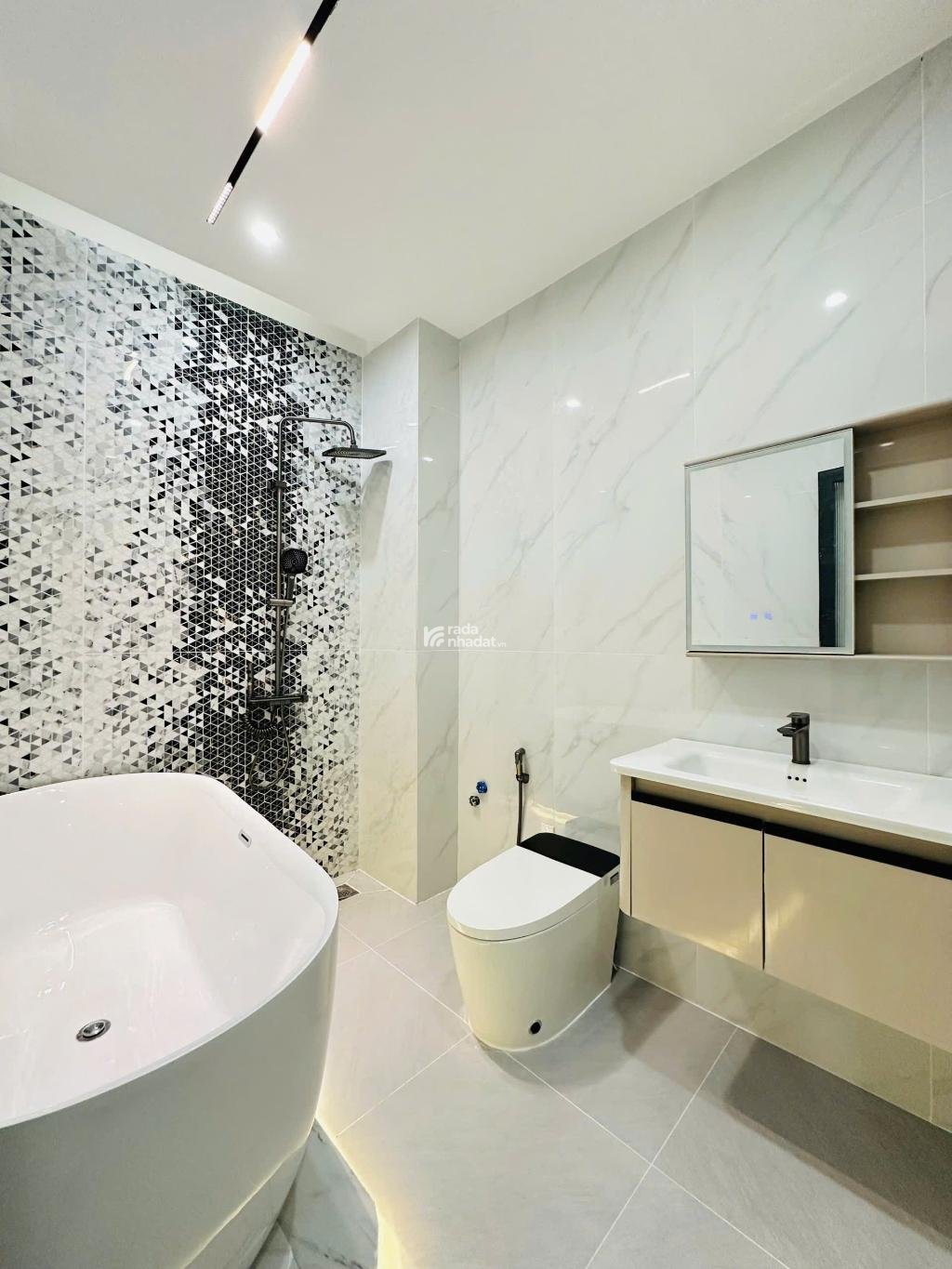 NHÀ 5 TẦNG FULL NỘI THẤT, Ô THANG MÁY, DT 4x16M, KHU CAO TẦNG ĐỒNG BỘ VIP, GÒ VẤP, 10.X TỶ   