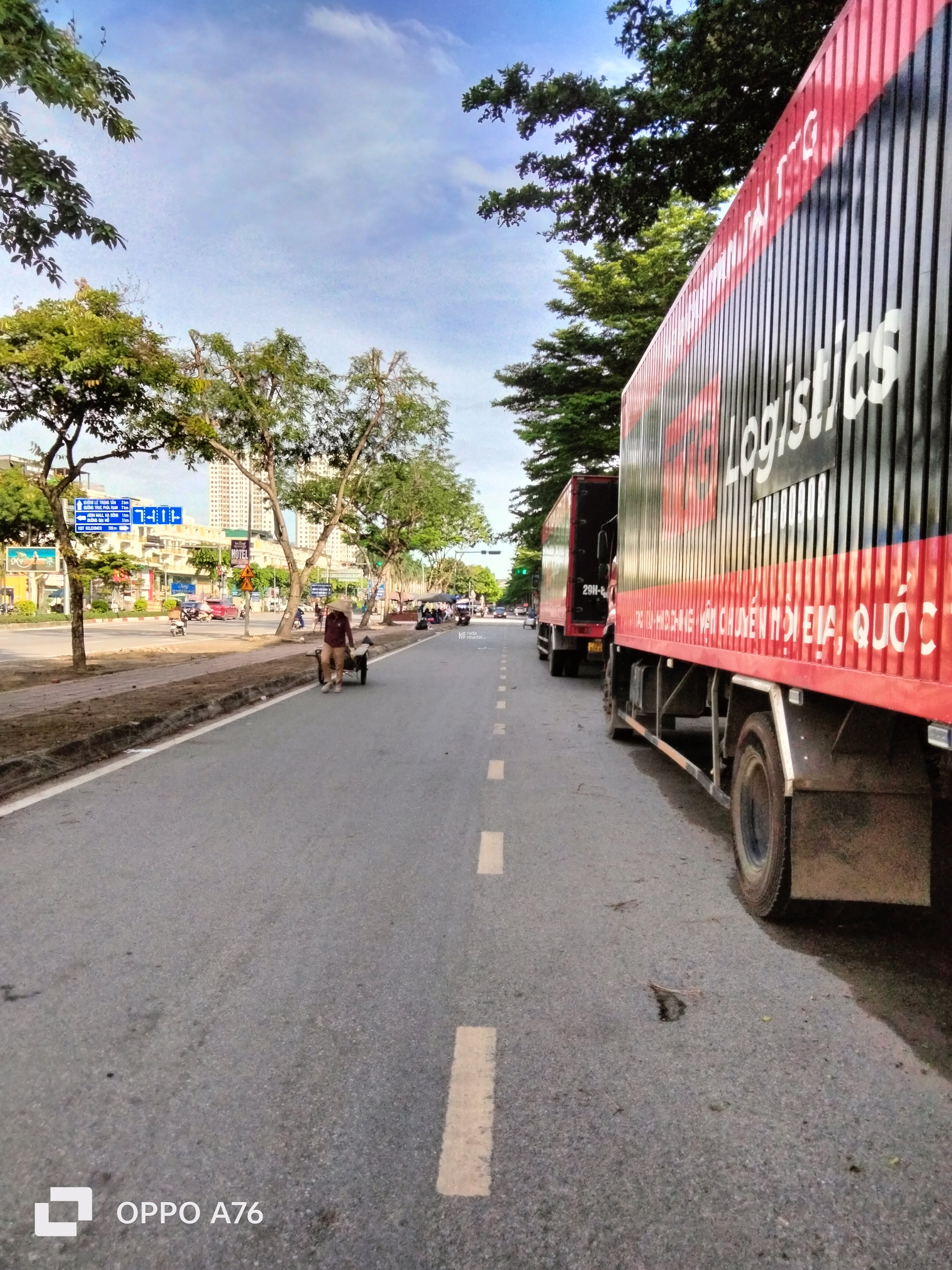 BÁN NHÀ BIỆT THỰ MẶT ĐƯỜNG LÊ TRỌNG TẤN - 8 CÔNG TRÁNH - VỈA HÈ ĐỂ 8 Ô TÔ - KINH DOANH ĐỈNH CAO