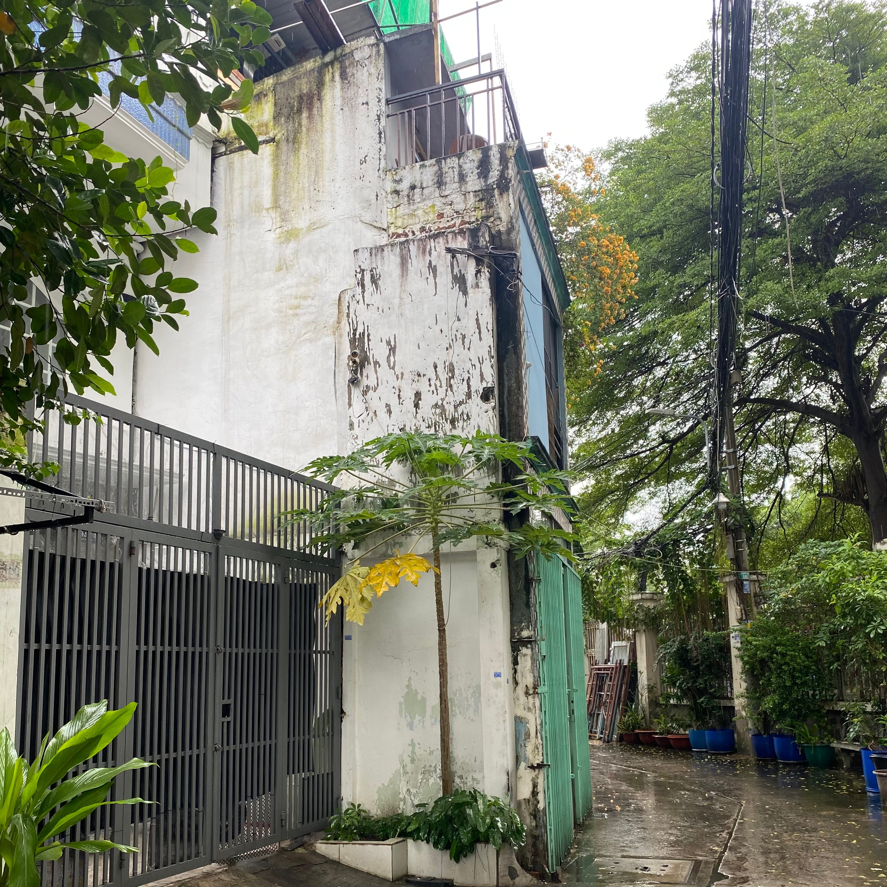 Hiếm nhà dưới 5 Tỷ HXH Hàn Hải Nguyên Q11, DT 40m2 3 Tầng 3PN, SHR, xe hơi ngủ nhà