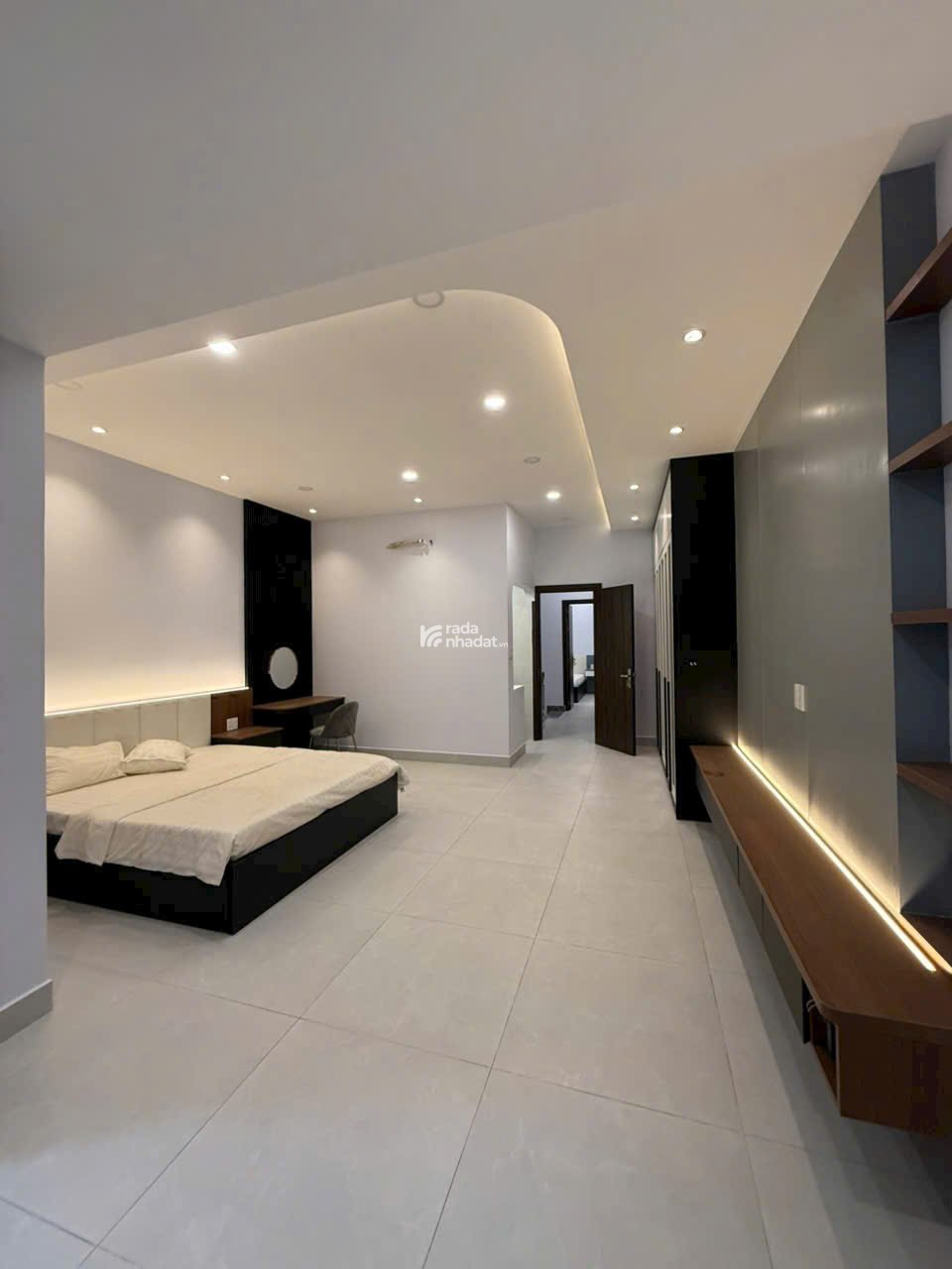 Bán gấp nhà HXH CMT8 P15 Q10, DT 6x13m, nhà C4 tiện xây mới, giá 17.5 tỷ TL