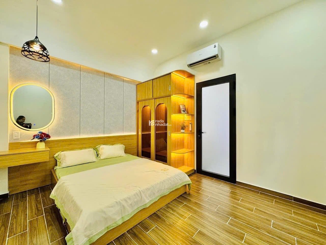 Chú Chín bán nhà DT 34,9m2 giá 2tỷ850 đường Hậu Giang p6 Quận 6