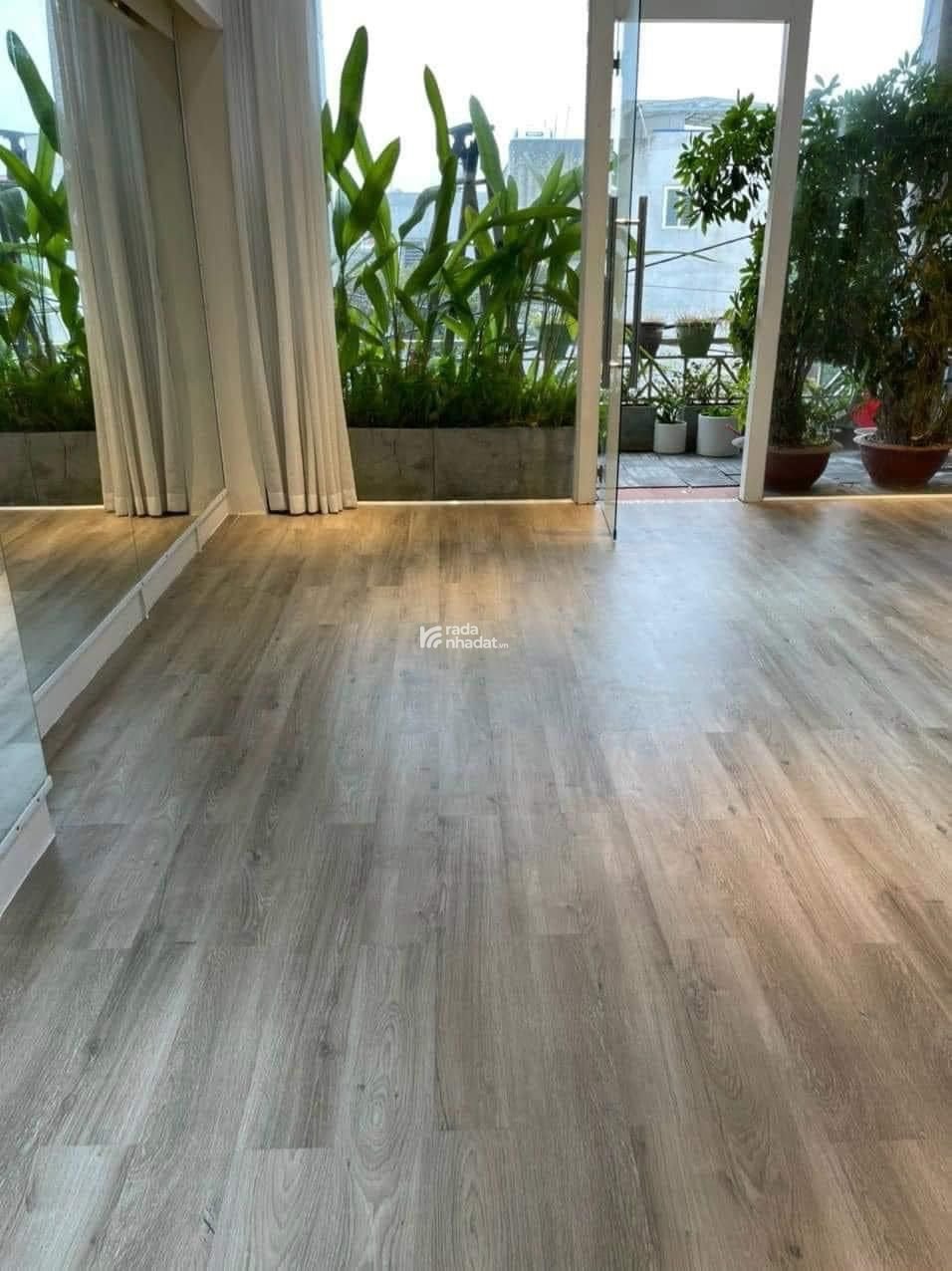 Cần tiền bán gấp căn hộ 40 năm chung cư MHD Trung Văn giá 1.5x tỷ liên hệ: 0987 631 ***