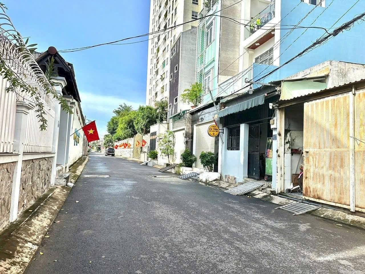 NHỈNH 6T CÓ NHÀ ĐẸP Ở NGAY - NGANG 4.5M - 4 TẦNG - LINH ĐÔNG, THỦ ĐỨC