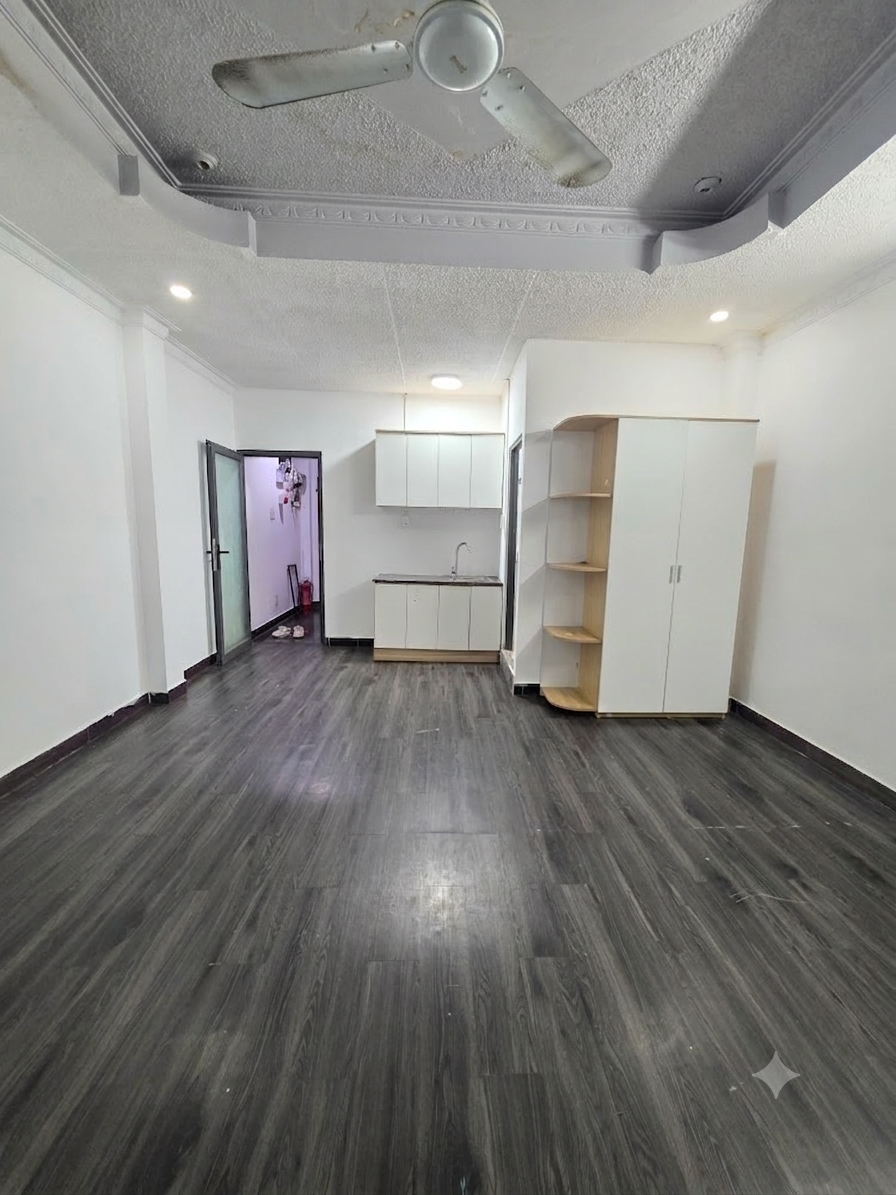 Phòng 35m2 Âu Cơ rộng thoáng ở 2 đến 3 bạn sát Đại học Văn Hiến