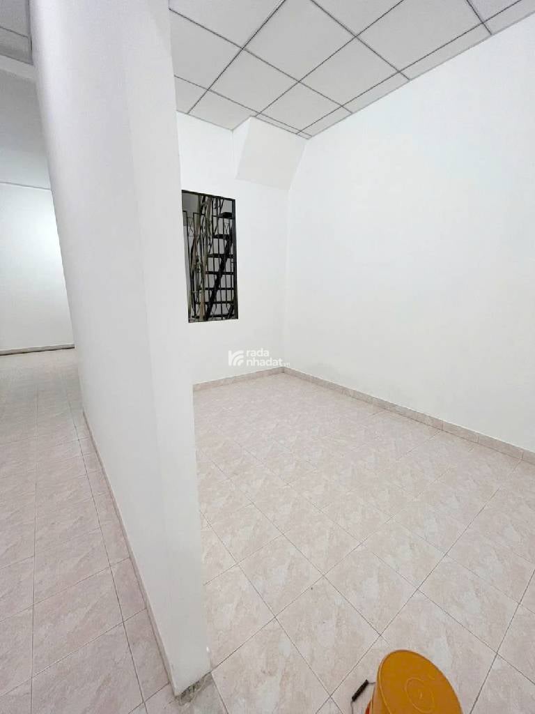 BÁN NHÀ DƯƠNG BÁ TRẠC QUẬN 8 70M2 8.2 TỶ HẺM XE 16 CHỖ GẦN MẶT TIỀN