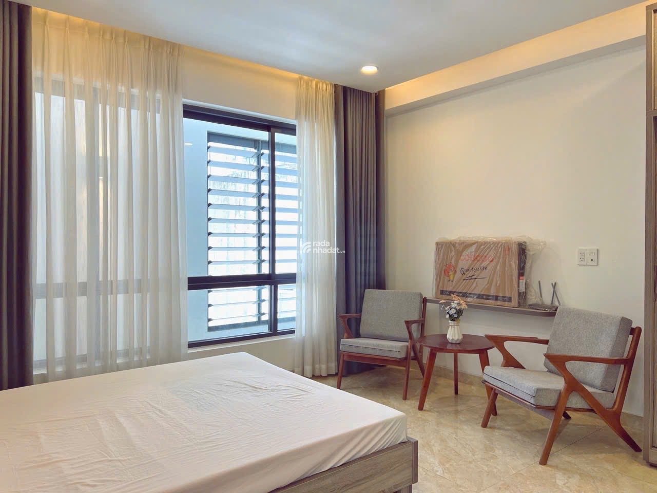 CHO THUÊ CĂN HỘ STUDIO CỬA SỔ LỚN MÁY GIẶT RIÊNG QUẬN 5