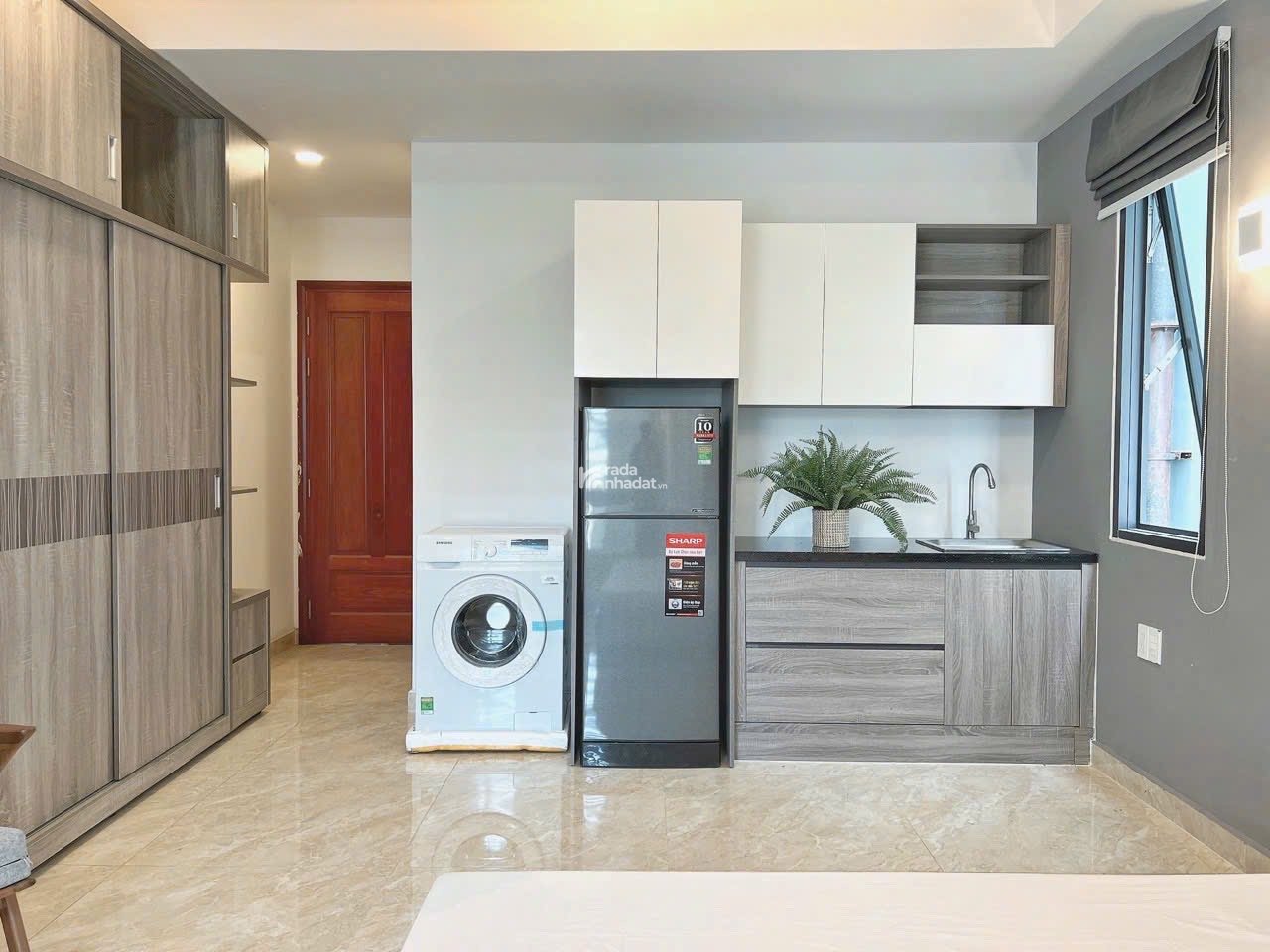 CHO THUÊ CĂN HỘ STUDIO CỬA SỔ LỚN MÁY GIẶT RIÊNG QUẬN 5