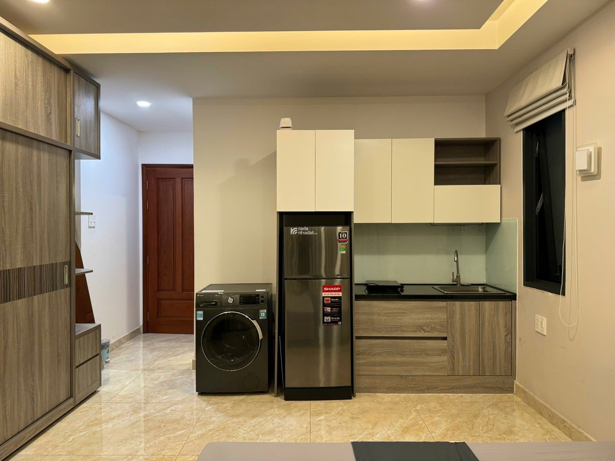 CHO THUÊ CĂN HỘ STUDIO CỬA SỔ LỚN MÁY GIẶT RIÊNG QUẬN 5