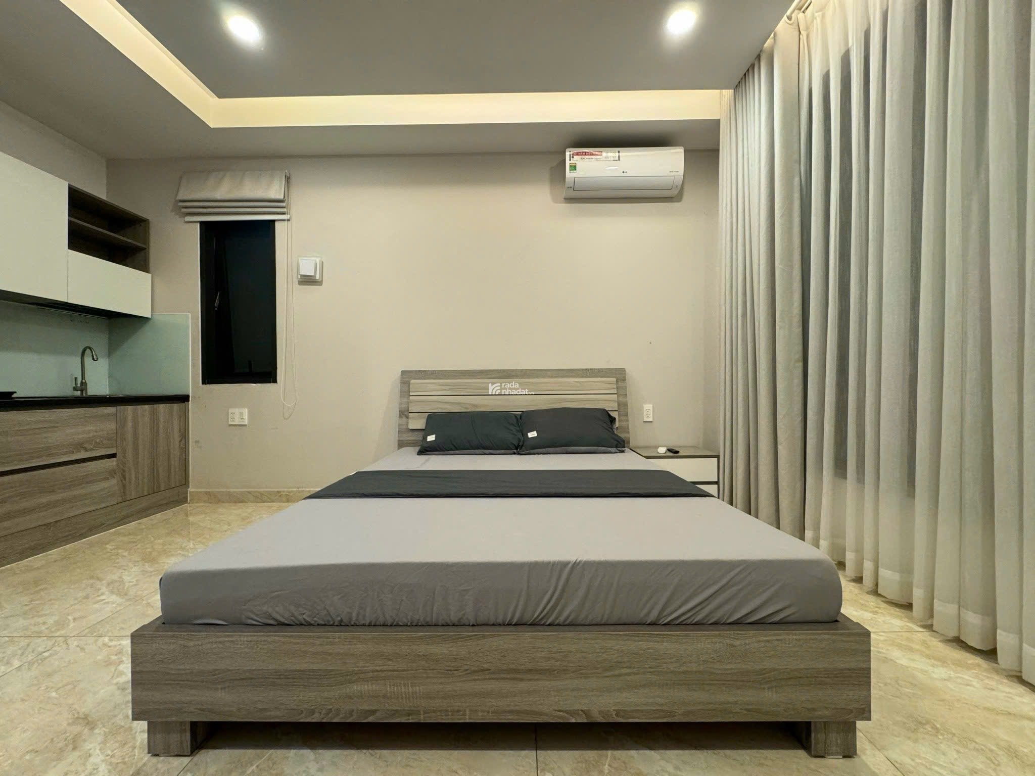 CHO THUÊ CĂN HỘ STUDIO CỬA SỔ LỚN MÁY GIẶT RIÊNG QUẬN 5