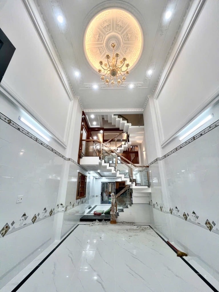 5 TẦNG- SÁT BỆNH VIỆN BÌNH TÂN- HƯƠNG LỘ 2- BÌNH TRỊ ĐÔNG A BÌNH TÂN DT: 4*17.5M- 7 TỶ 3