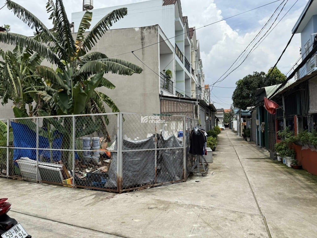 BÁN NHÀ TỈNH LỘ 10 BÌNH TÂN 112M2 HẺM XE HƠI 6.X TỶ 5X23M GẦN MẶT TIỀN 