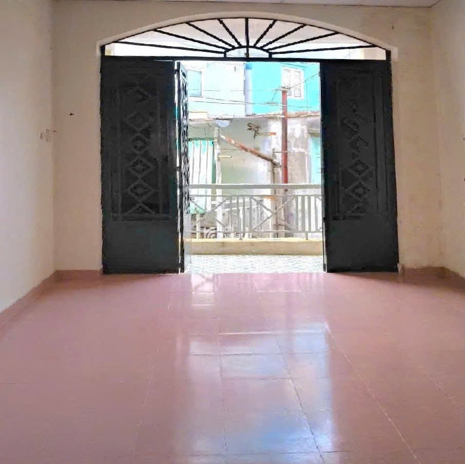 Nhà hẻm Cách Mạng Tháng Tám -QUẬN 10 -3.7 x 13 m -4.2 tỷ