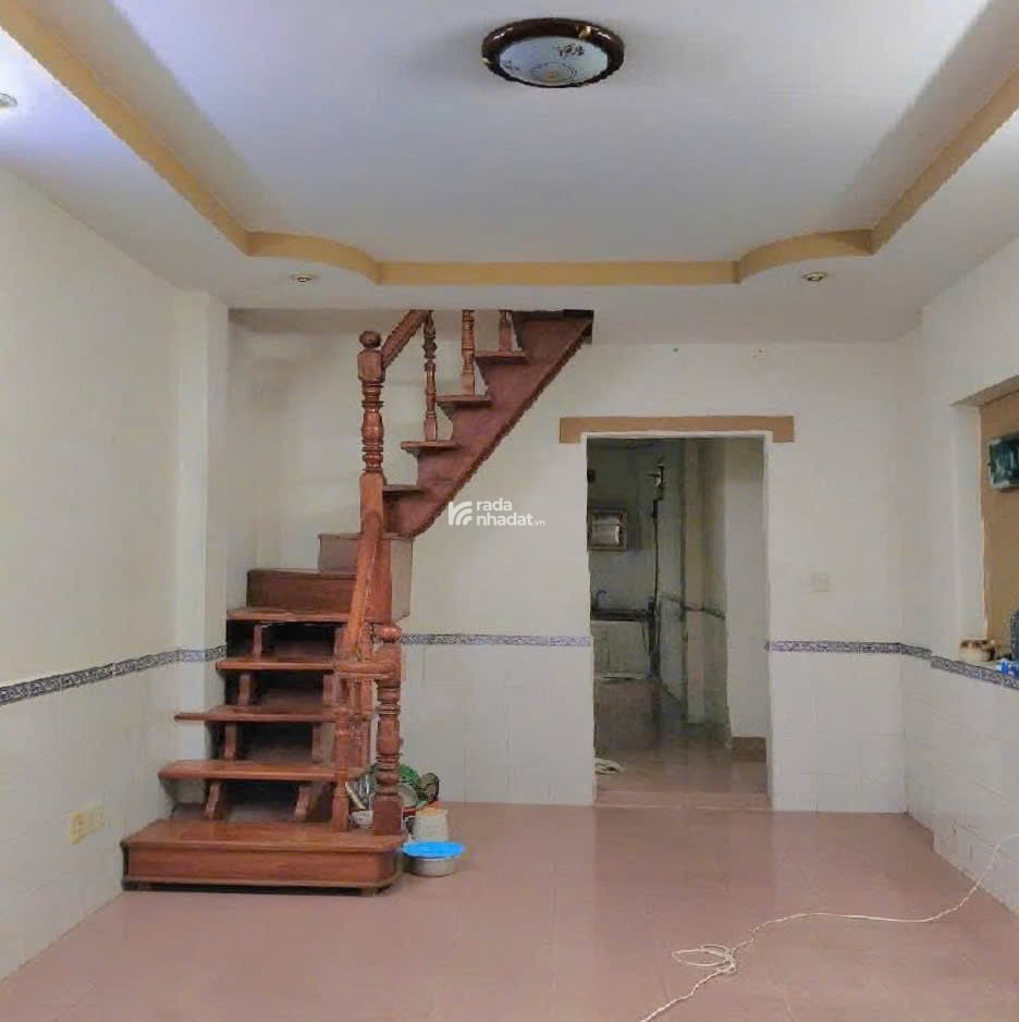 Nhà hẻm Cách Mạng Tháng Tám -QUẬN 10 -3.7 x 13 m -4.2 tỷ