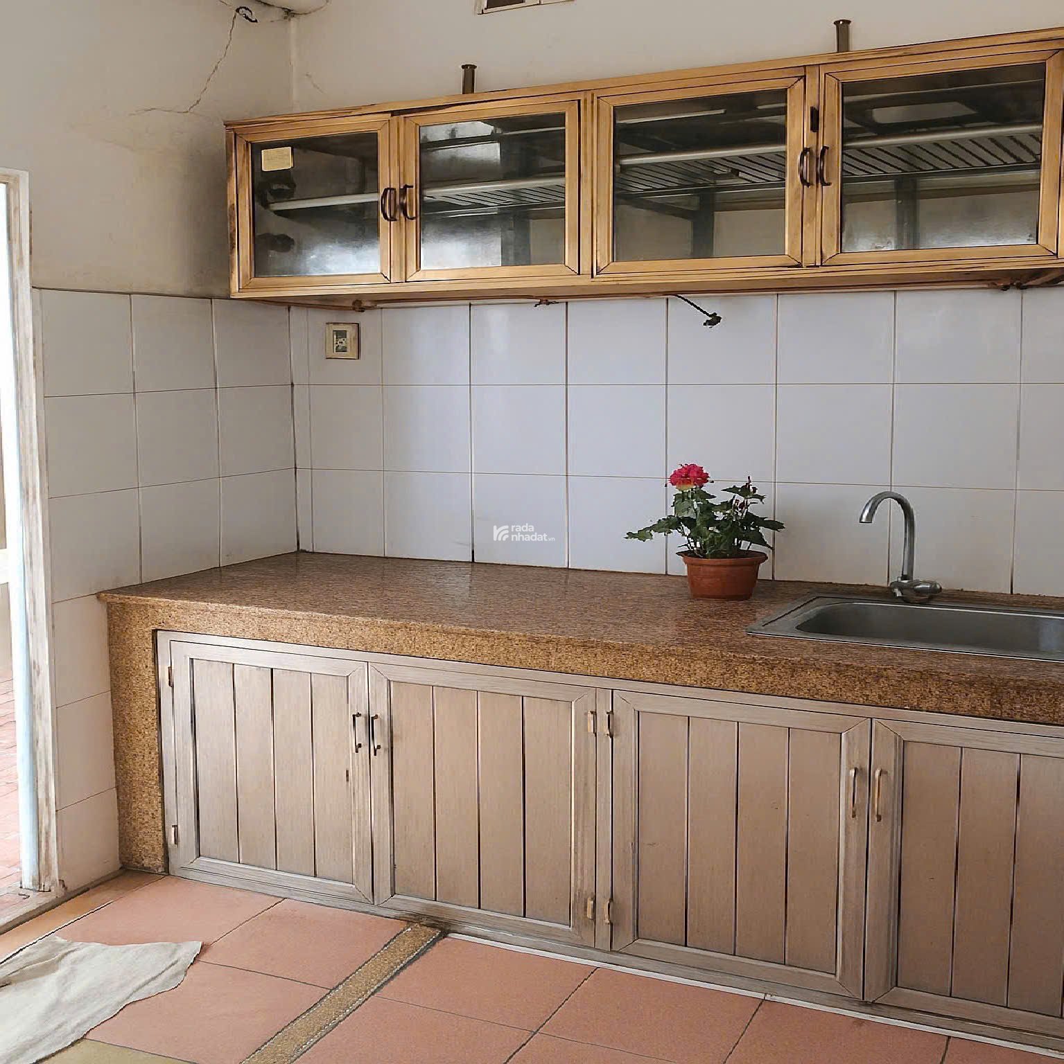 Nhà hẻm Cách Mạng Tháng Tám -QUẬN 10 -3.7 x 13 m -4.2 tỷ