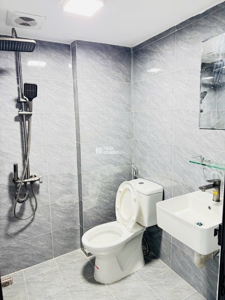 LÊ ĐỨC THỌ - NHÀ MỚI - DÂN XÂY - SỔ VUÔNG - 35M2 - 7.9 TỶ - NGÕ TO NHƯ PHỐ - VF3 ĐỖ CỬA