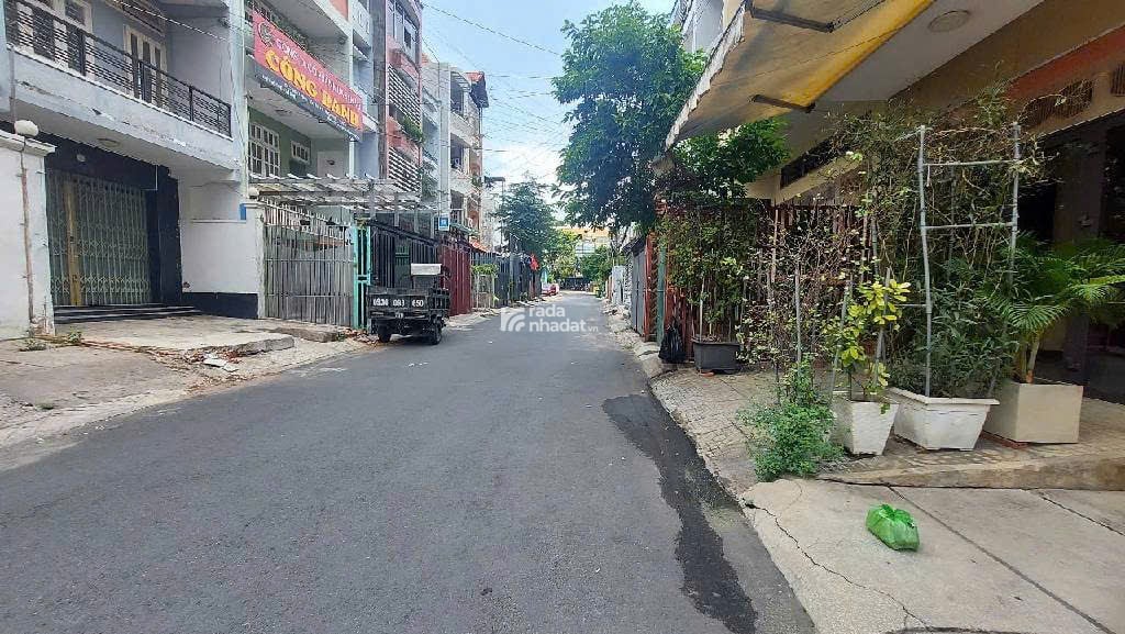 Nhà 4 tầng  ngay Emart Phan Văn Trị  P5  Gò Vấp  Hẻm 8m  4x15m  Giá 14.5 Tỷ