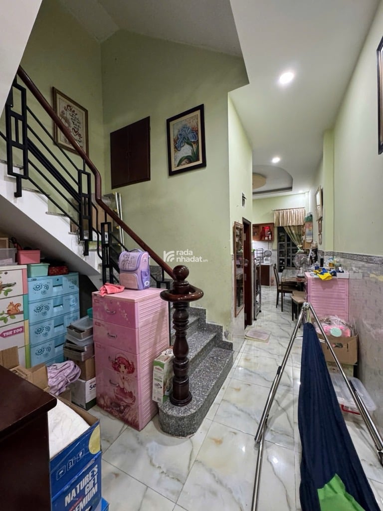 Nhà 60,2m2 (3,7m x 17m), nở hậu nhẹ, Bùi Minh Trực, P6 Q8, xây dựng kiên cố, pháp lý chuẩn.