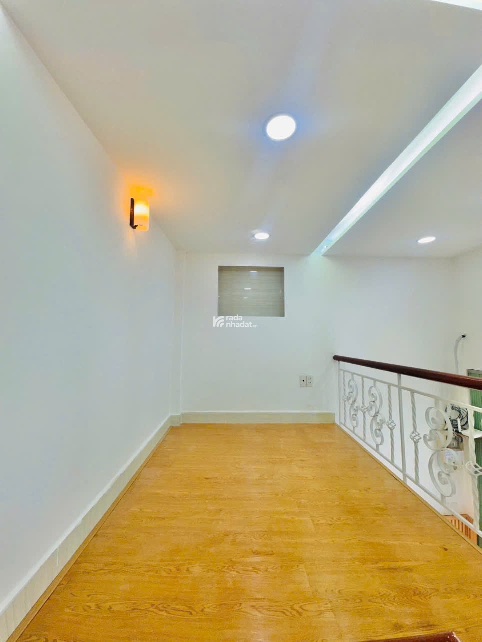 SIÊU PHẨM 3 TỶ NHỎ NƠ TRANG LONG NHÀ KIÊN CỐ 2PN