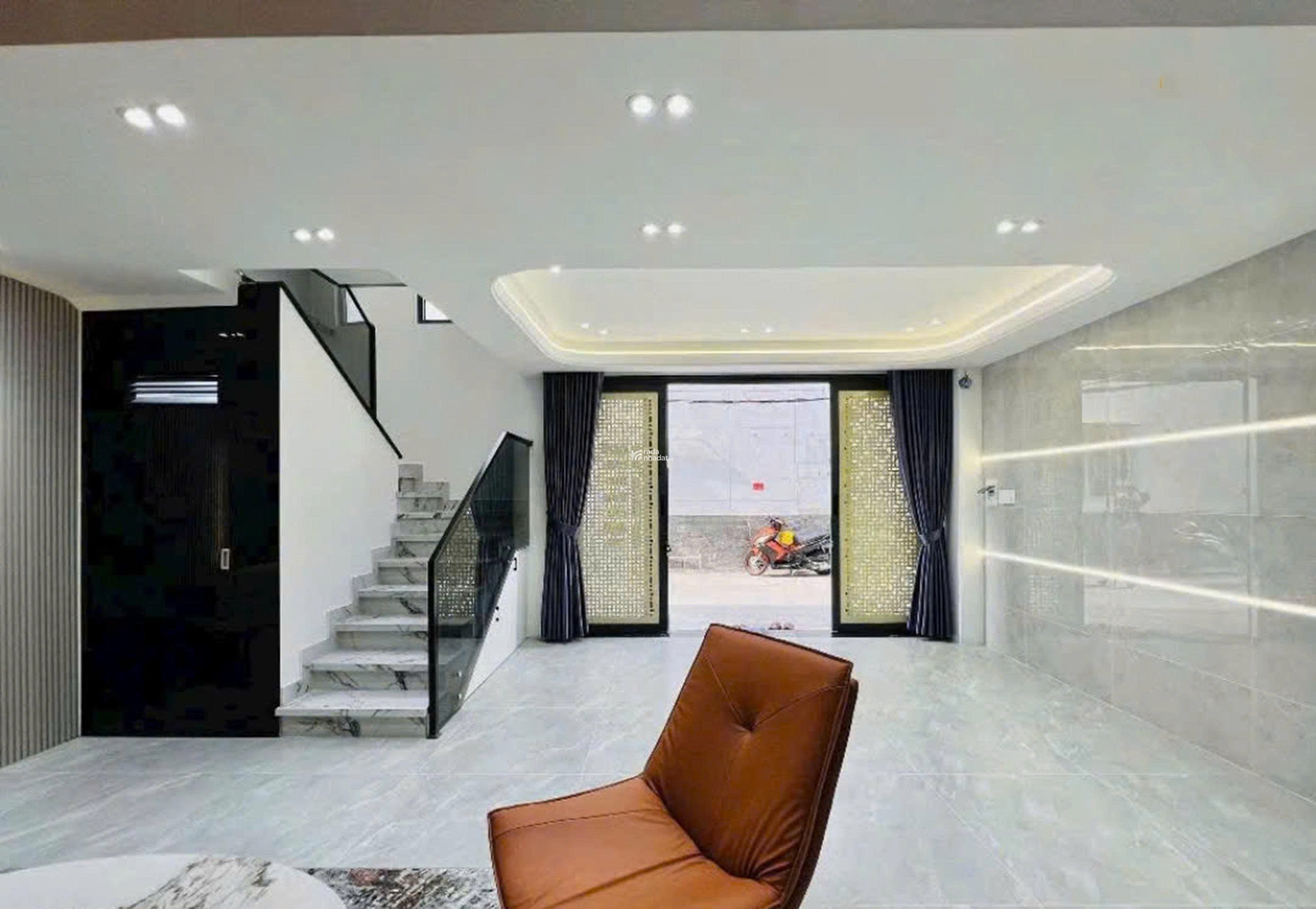  BÁN NHÀ 3 LẦU  HỒ VĂN LONG, Q. BÌNH TÂN SIÊU ĐẸP, GIÁ TỐT 
