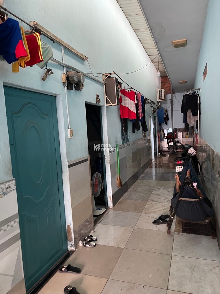 Phù hợp: mua ở có sẵn dòng tiền cho thuê, hoặc xây biệt thự, hoặc CHDV 