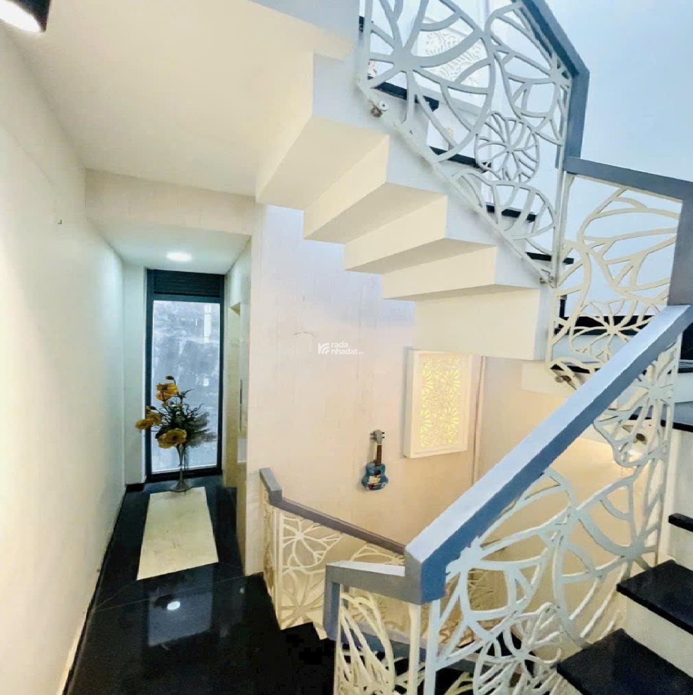 Nhà Thang máy QUẬN 10 - Hẻm Ô tô Cách Mạng Tháng Tám - 3x14m - 9 tỷ