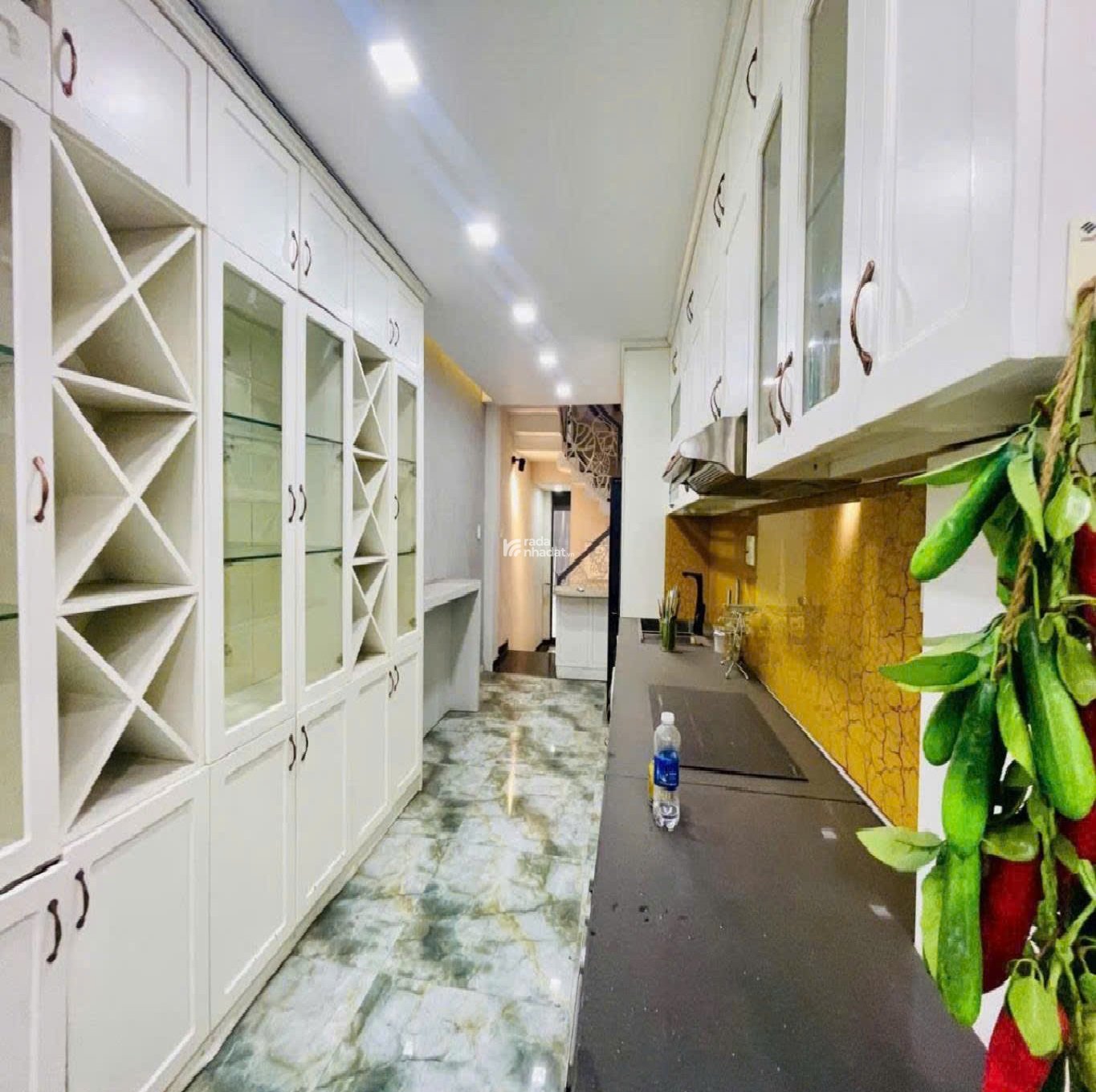 Nhà Thang máy QUẬN 10 - Hẻm Ô tô Cách Mạng Tháng Tám - 3x14m - 9 tỷ