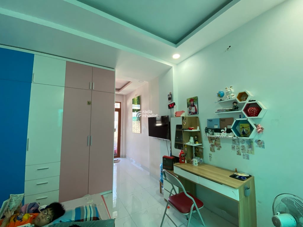 Bán nhà Huỳnh Tấn Phát (xe hơi ngay cửa); 48m2; 2 tầng; 3PN; sổ hồng hoàn công