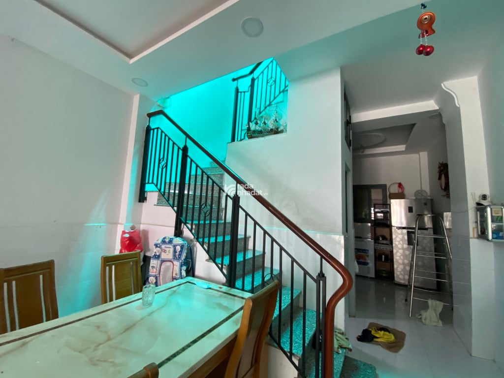Bán nhà Huỳnh Tấn Phát (xe hơi ngay cửa); 48m2; 2 tầng; 3PN; sổ hồng hoàn công