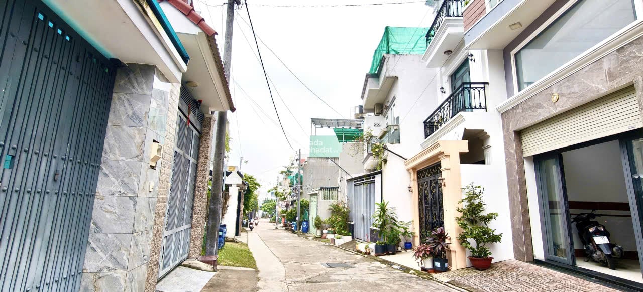 Bán Gấp Nhà 4 Tầng Mặt Tiền Hẻm Rộng Làng Tăng Nhơn Phú, Giá tốt, 4PN, 5WC, Sổ Sẵn, Giá 6.9 Tỷ