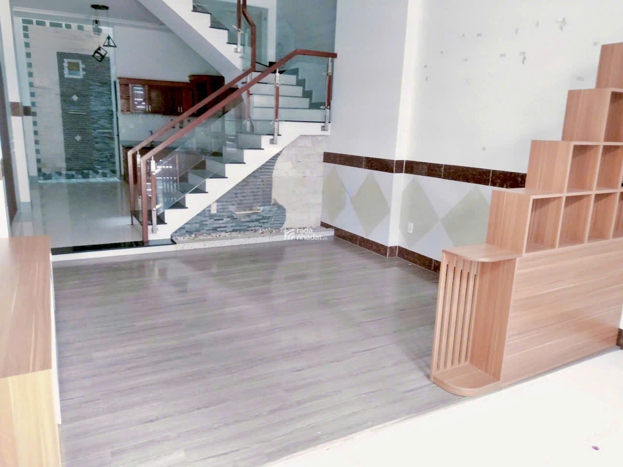 Bán Gấp Nhà 4 Tầng Mặt Tiền Hẻm Rộng Làng Tăng Nhơn Phú, Giá tốt, 4PN, 5WC, Sổ Sẵn, Giá 6.9 Tỷ