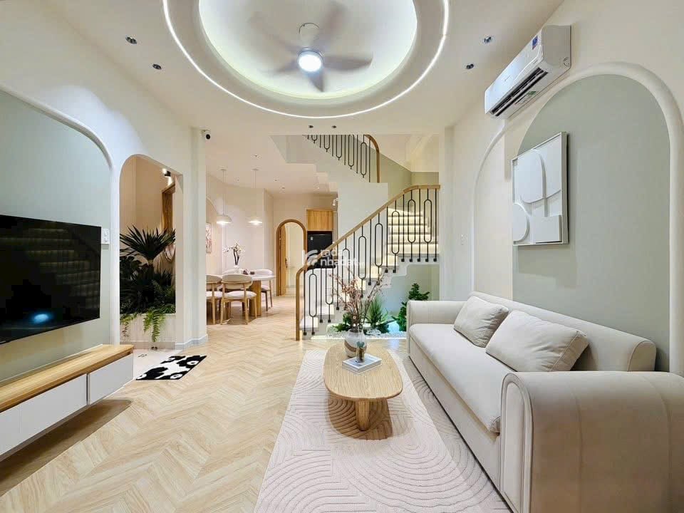 Nhà sổ hồng riêng diện tích 52m2 giá 3tỷ8 đường Nguyễn Văn Đậu phường 5 quận Bình Thạnh