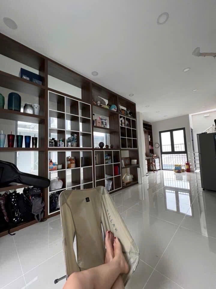 MẶT TIỀN 4.3M NỞ HẬU 8.3M - DÀI 28M - VỪA Ở VỪA KINH DOANH - SẴN DÒNG TIỀN 240 tr/ NĂM Nguyễn Hữu T