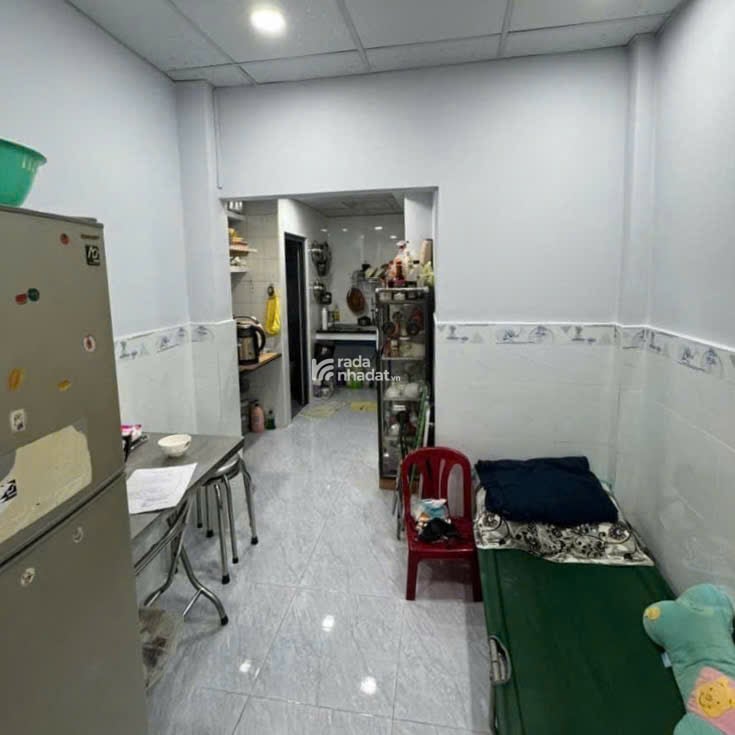 Nhà hẻm Cách Mạng Tháng Tám - QUẬN 10 - 68 m2 - 3.7 tỷ