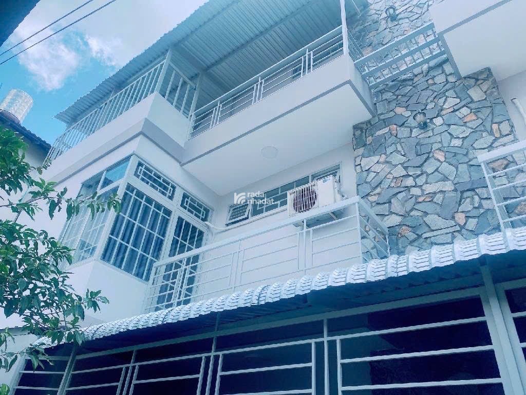  NHÀ ĐẸP HIỆP BÌNH CHÁNH KHU VIP BÊN SÔNG - 106M2 GIÁ CHỈ 8.8 TỶ 