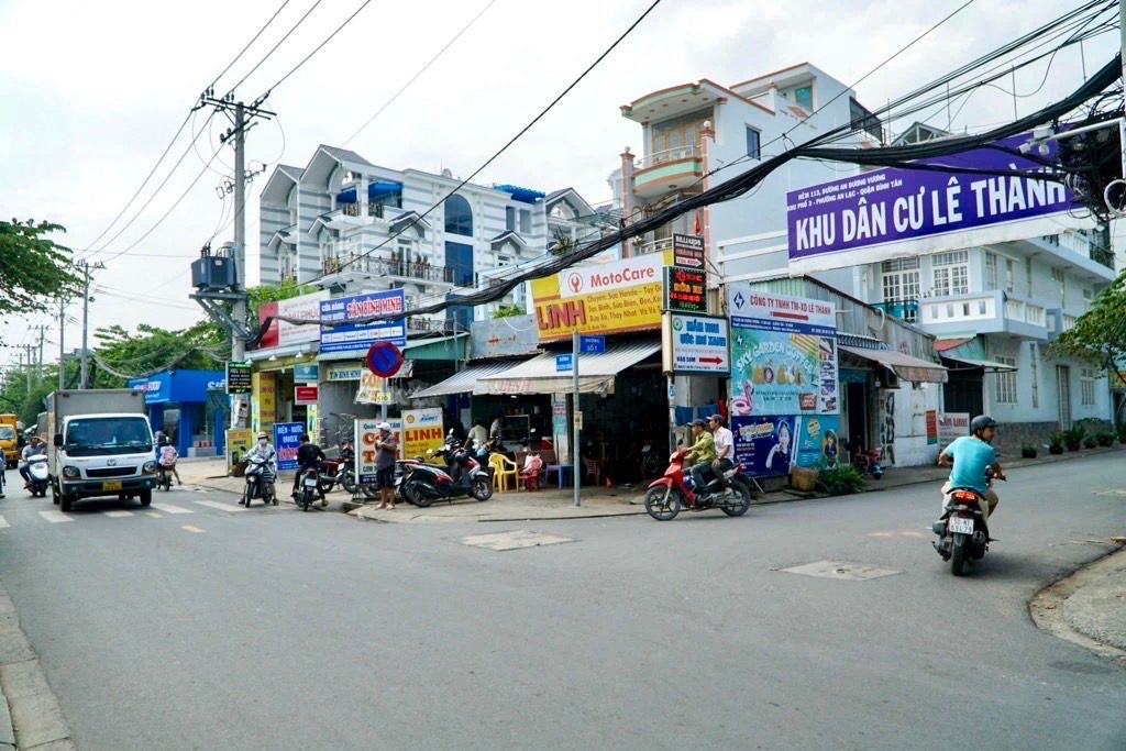 MẶT TIỀN KHU DÂN CƯ LÊ THÀNH 5 TẦNG - DÒNG TIỀN 20TR/ THÁNG - CHỈ 1X TỷKết cấu: nhà 5 tầng,