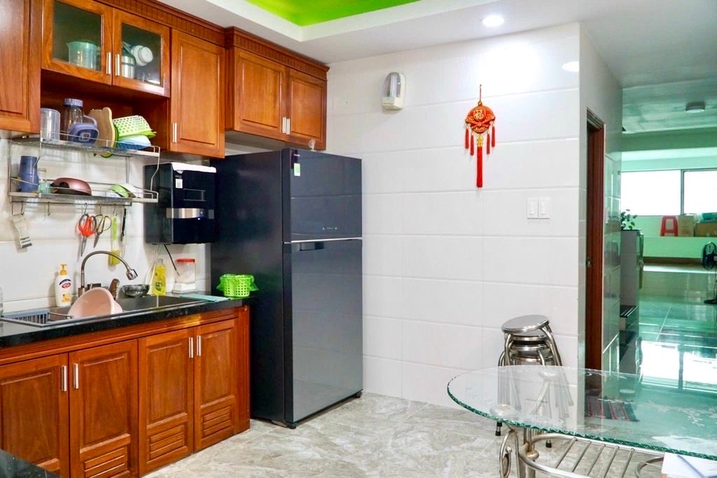 MẶT TIỀN KHU DÂN CƯ LÊ THÀNH 5 TẦNG - DÒNG TIỀN 20TR/ THÁNG - CHỈ 1X TỷKết cấu: nhà 5 tầng,