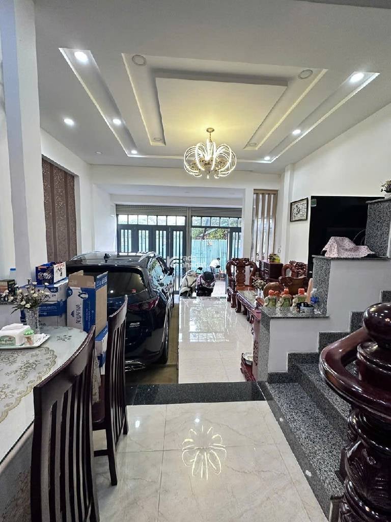 Nhà Phố Đẹp 4 Tầng Huỳnh Tấn Phát Q7, SHR Hoàn Công,  Kinh Doanh Đa Ngành, Chỉ 7,8 Tỷ ( TL )