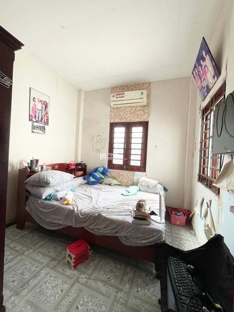 SÁT HXH NI SƯ HUỲNH LIÊN, TÂN BÌNH, 4 TẦNG CÓ KC Ở NGAY. GIẢM 350TR CHỈ 4.93T TL 