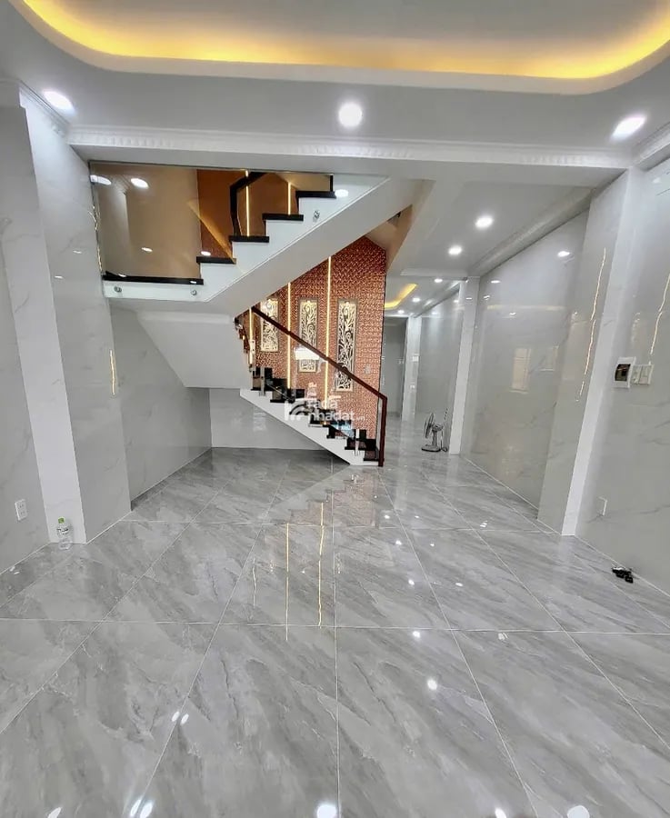 Bán nhà 5 tầng mặt tiền HXT kinh doanh Trần Văn Hoàng, Phường 9, Quận Tân Bình, TP.HCM chỉ 15 tỷ